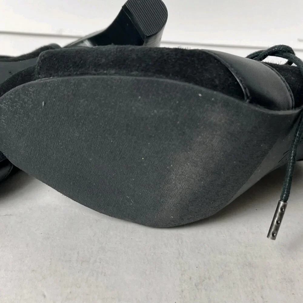 Isaac Mizrahi NY Black Leather Slingback Heels Women's 6M